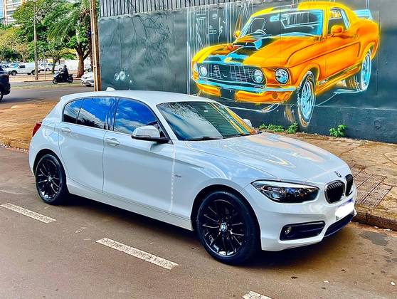 BMW 120i 2.0 16V SPORT ACTIVEFLEX 4P AUTOMÁTICO